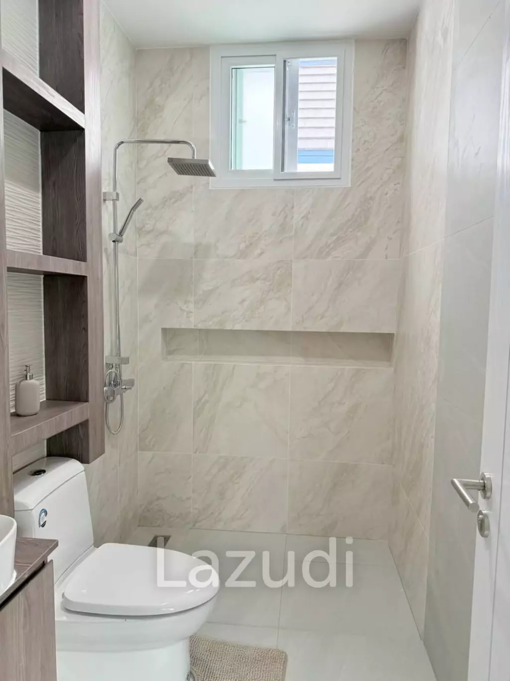 5 Bedrooms 5 Bathrooms 260 SQ.M. Araya Home
