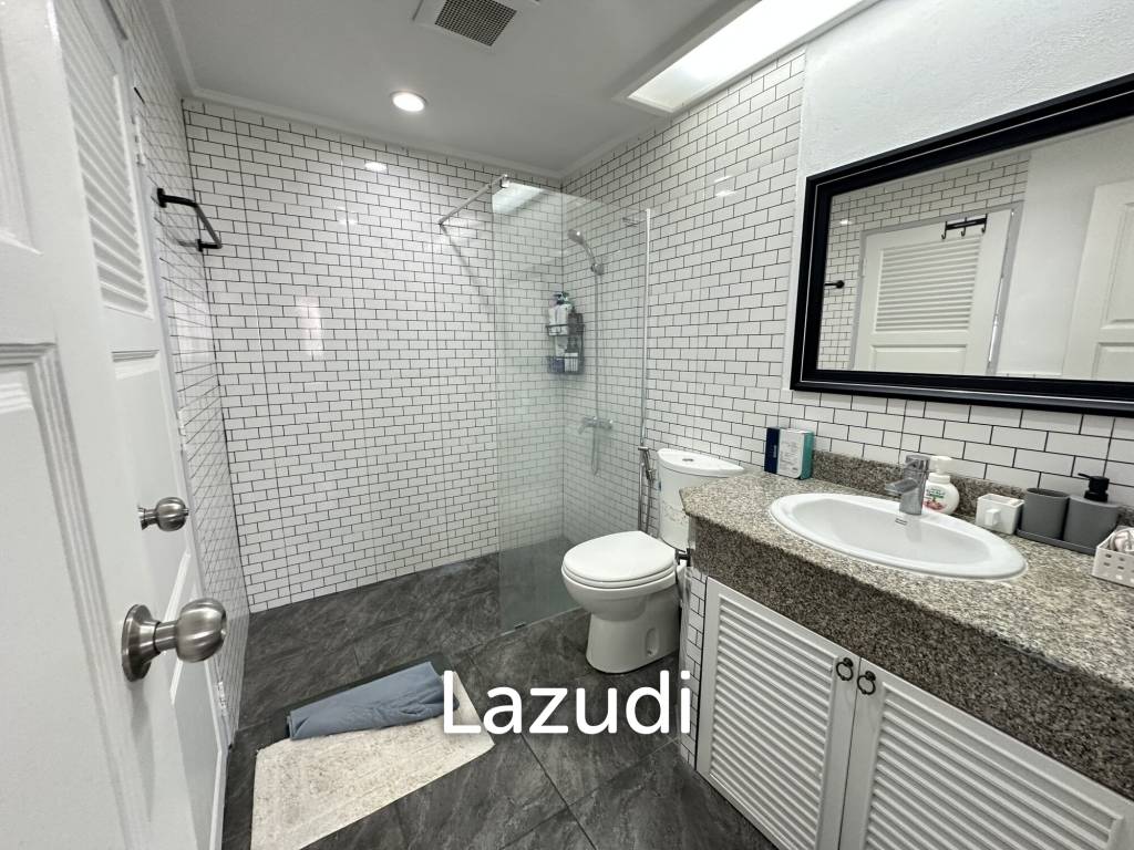 2 Bedroom 1 bathroom condo 65 Sq.m.at  Sukhumvit Park