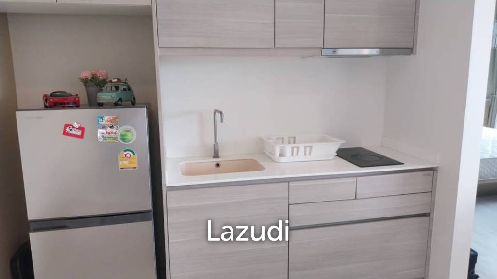 Beachfront Modern Condo 2 bed 2 bath.