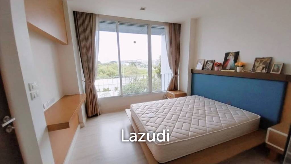Beachfront Modern Condo 2 bed 2 bath.