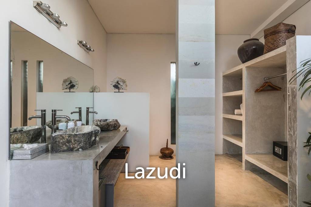 Luxury art deco Villa in prime area of Seminyak