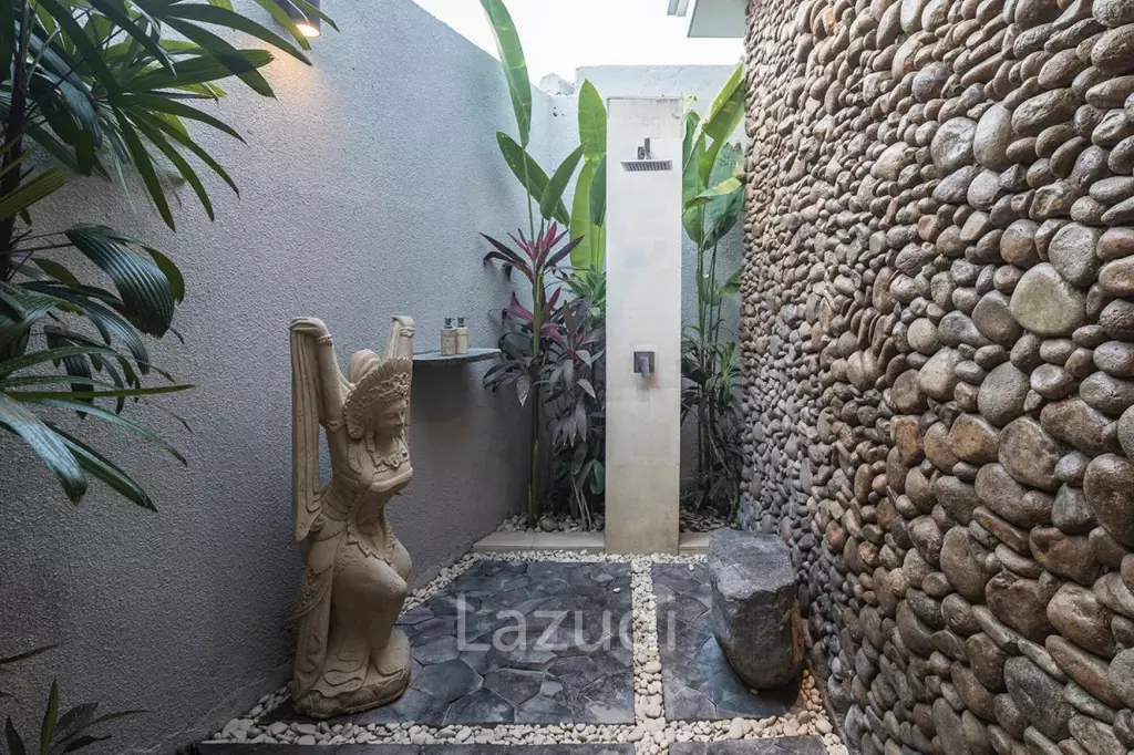 Luxury art deco Villa in prime area of Seminyak