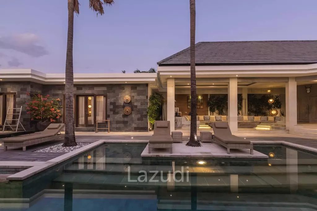 Luxury art deco Villa in prime area of Seminyak