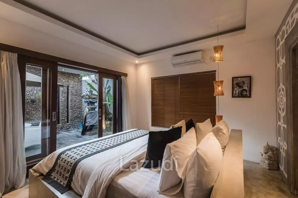 Luxury art deco Villa in prime area of Seminyak