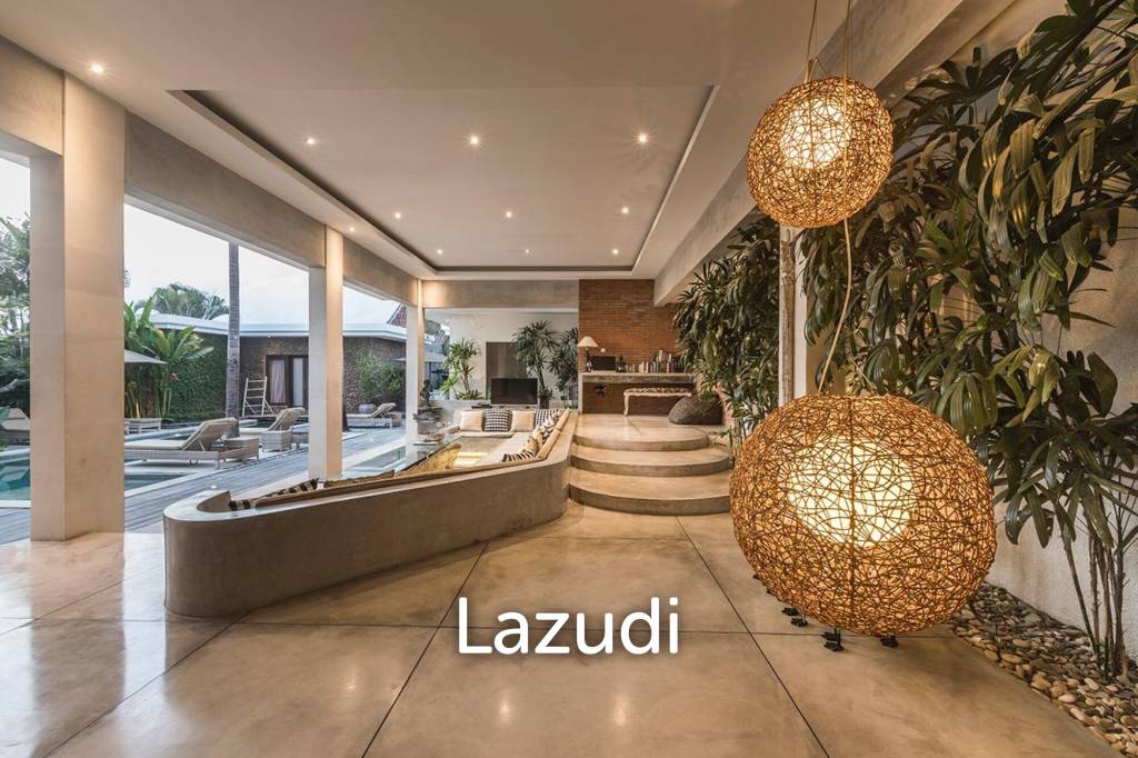 Luxury art deco Villa in prime area of Seminyak