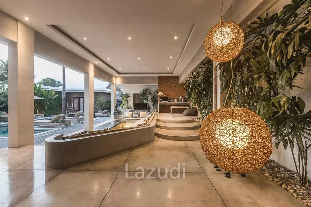 Luxury art deco Villa in prime area of Seminyak