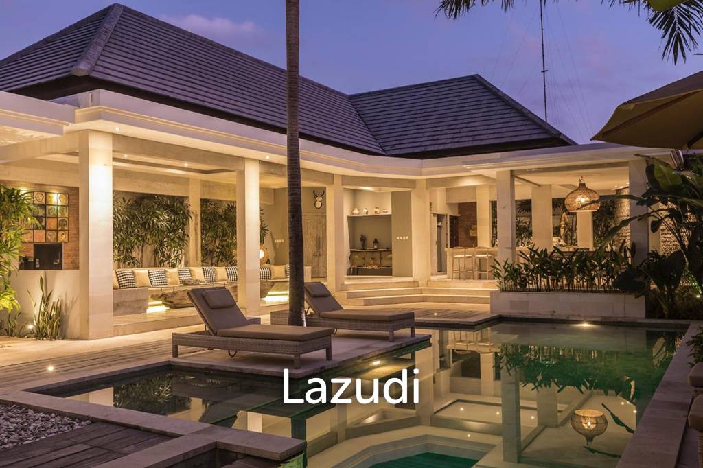 Luxury art deco Villa in prime area of Seminyak