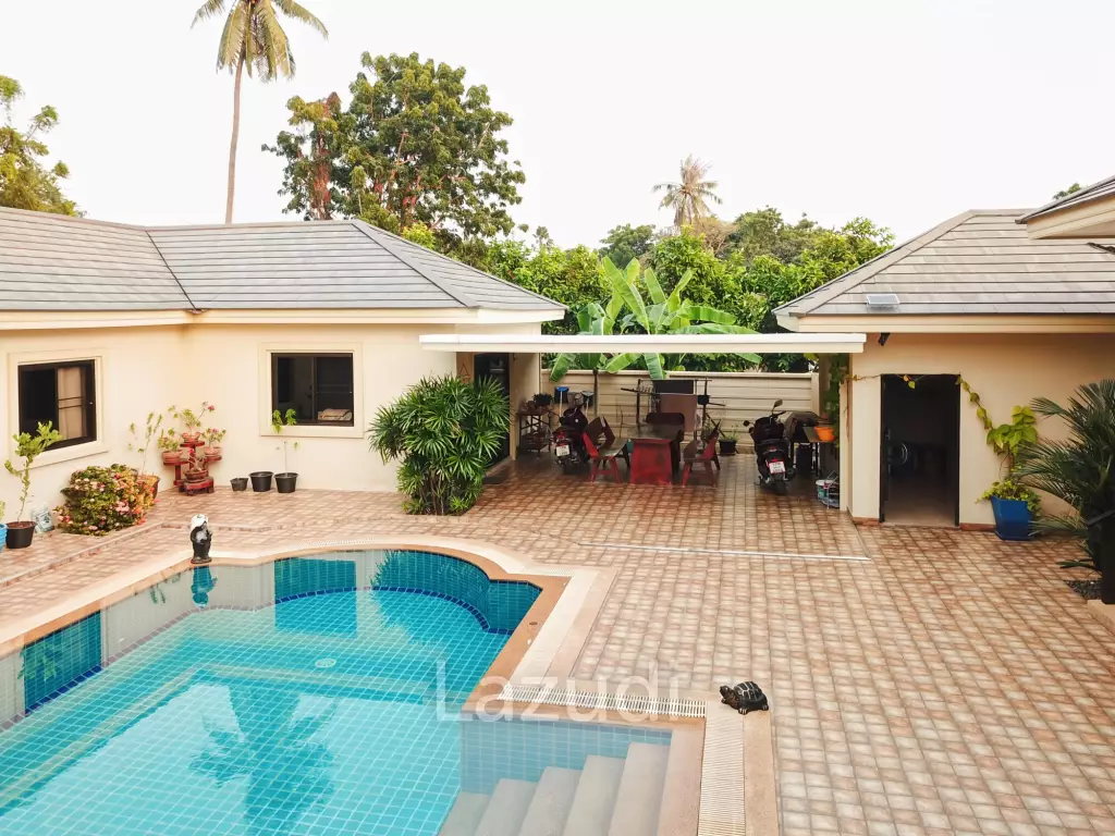 Cha Am Green Beach Village - 3 Bedroom Villa on 300 Sqwa Plot With Pool