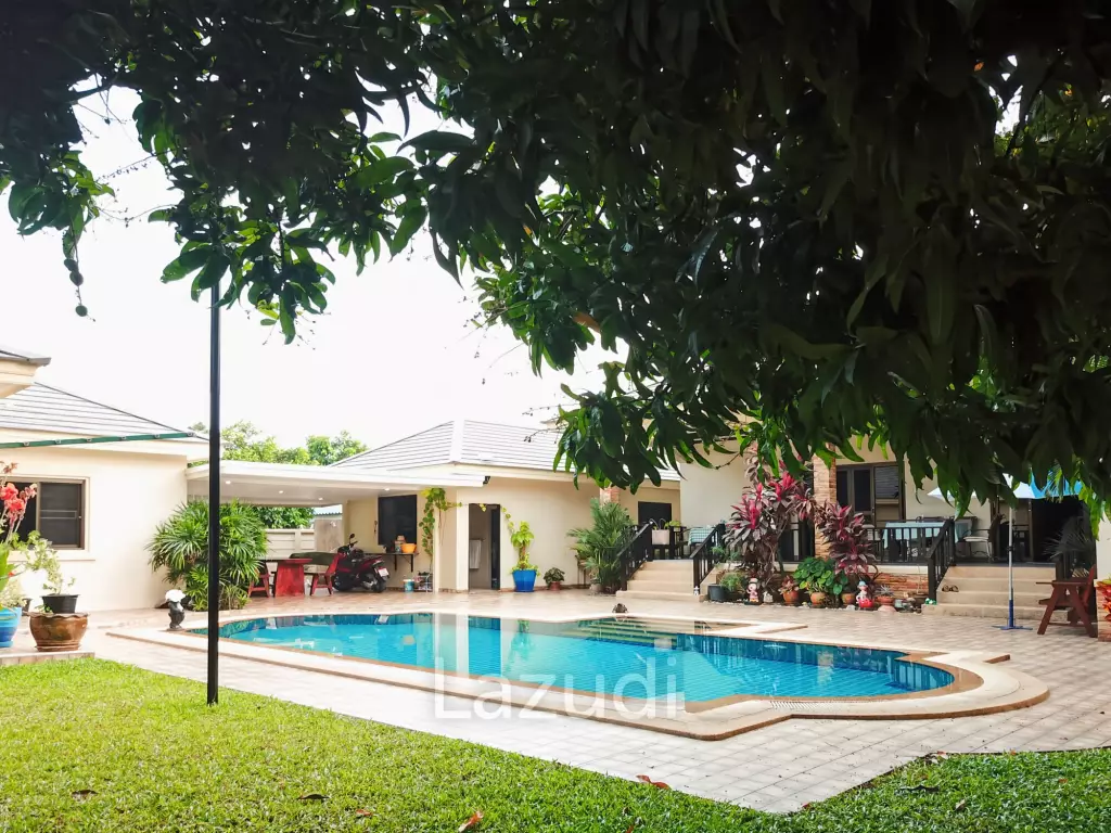 Cha Am Green Beach Village - 3 Bedroom Villa on 300 Sqwa Plot With Pool
