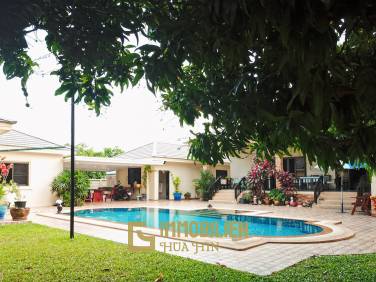 Cha Am Green Beach Village - 3 Bedroom Villa on 300 Sqwa Plot With Pool Cha Am Green Beach Village - 3 Bedroom Villa on 300 Sqwa Plot With Pool