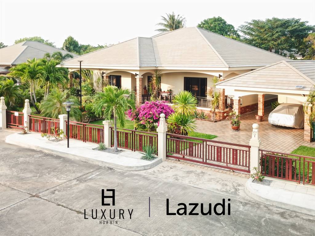 Cha Am / Green Beach Village: Villa avec piscine de 3 chambres sur un terrain de 300 qm.