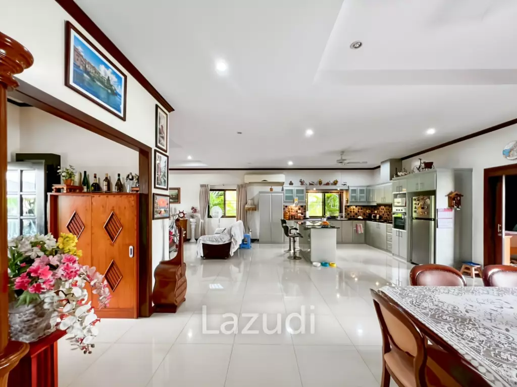 Cha Am Green Beach Village - 3 Bedroom Villa on 300 Sqwa Plot With Pool
