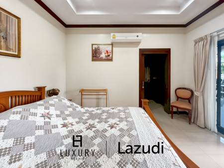 Cha Am / Green Beach Village: Villa avec piscine de 3 chambres sur un terrain de 300 qm.