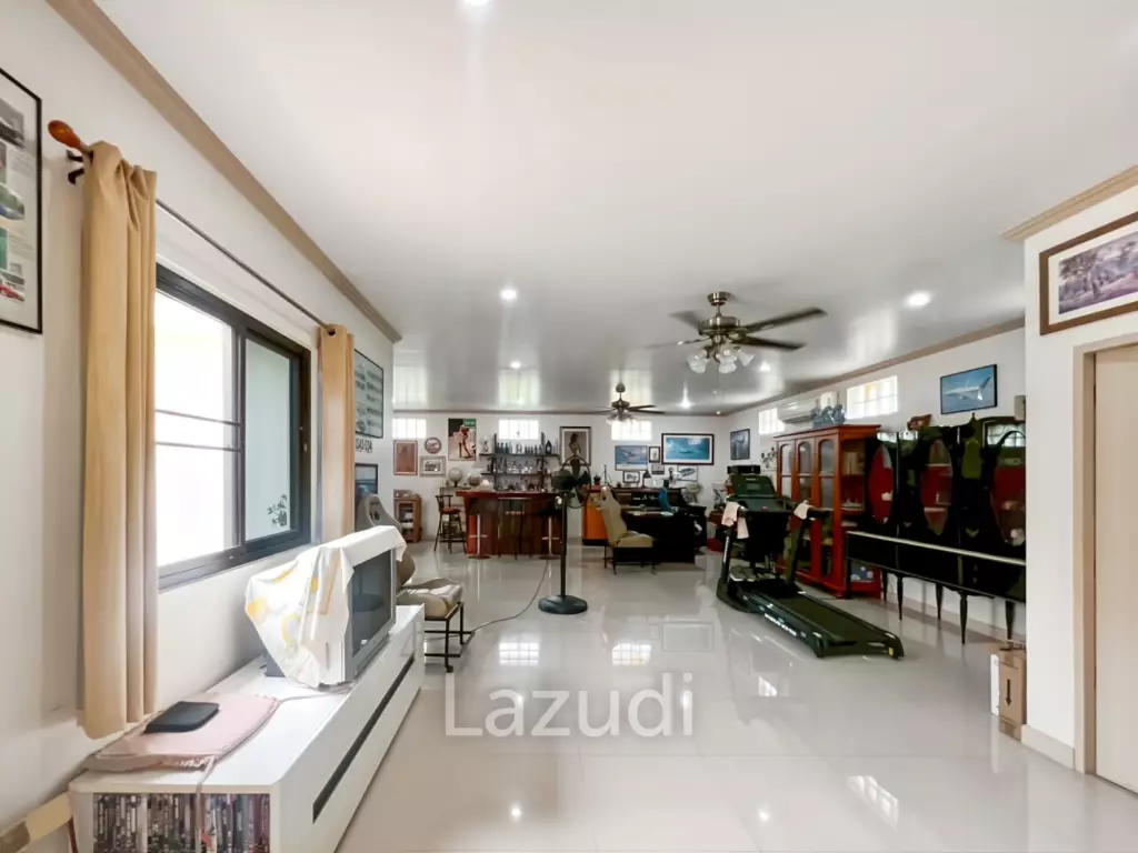 Cha Am Green Beach Village - 3 Bedroom Villa on 300 Sqwa Plot With Pool