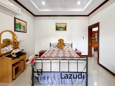 Cha Am / Green Beach Village: Villa avec piscine de 3 chambres sur un terrain de 300 qm.