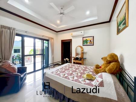 Cha Am / Green Beach Village: Villa avec piscine de 3 chambres sur un terrain de 300 qm.