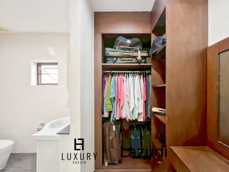 Cha Am / Green Beach Village: Villa avec piscine de 3 chambres sur un terrain de 300 qm.