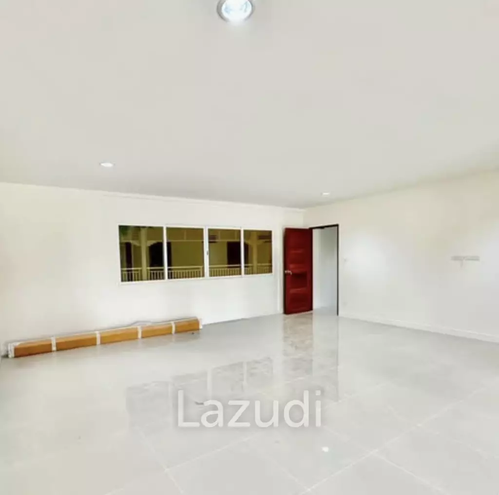 BAAN KLANG CONDO : Great value 2 bed with 130 SQM.