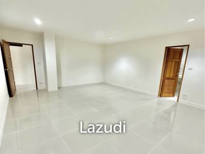 BAAN KLANG CONDO : Great value 2 bed with 130 SQM.