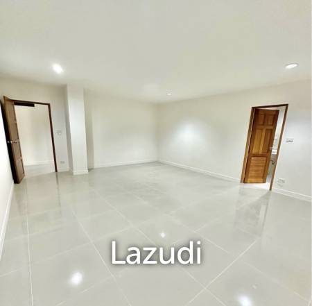 BAAN KLANG CONDO : Great value 2 bed with 130 SQM.