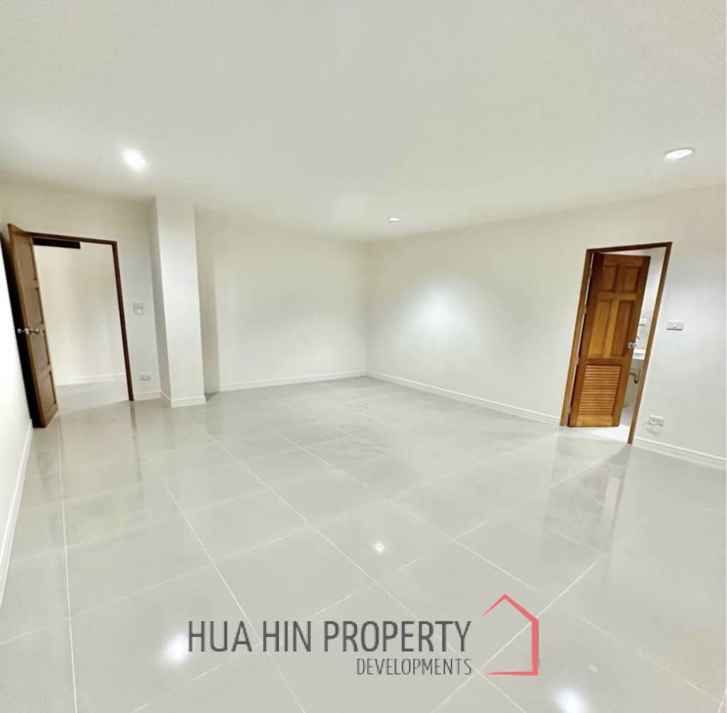 BAAN KLANG CONDO : Great value 2 bed with 130 SQM.