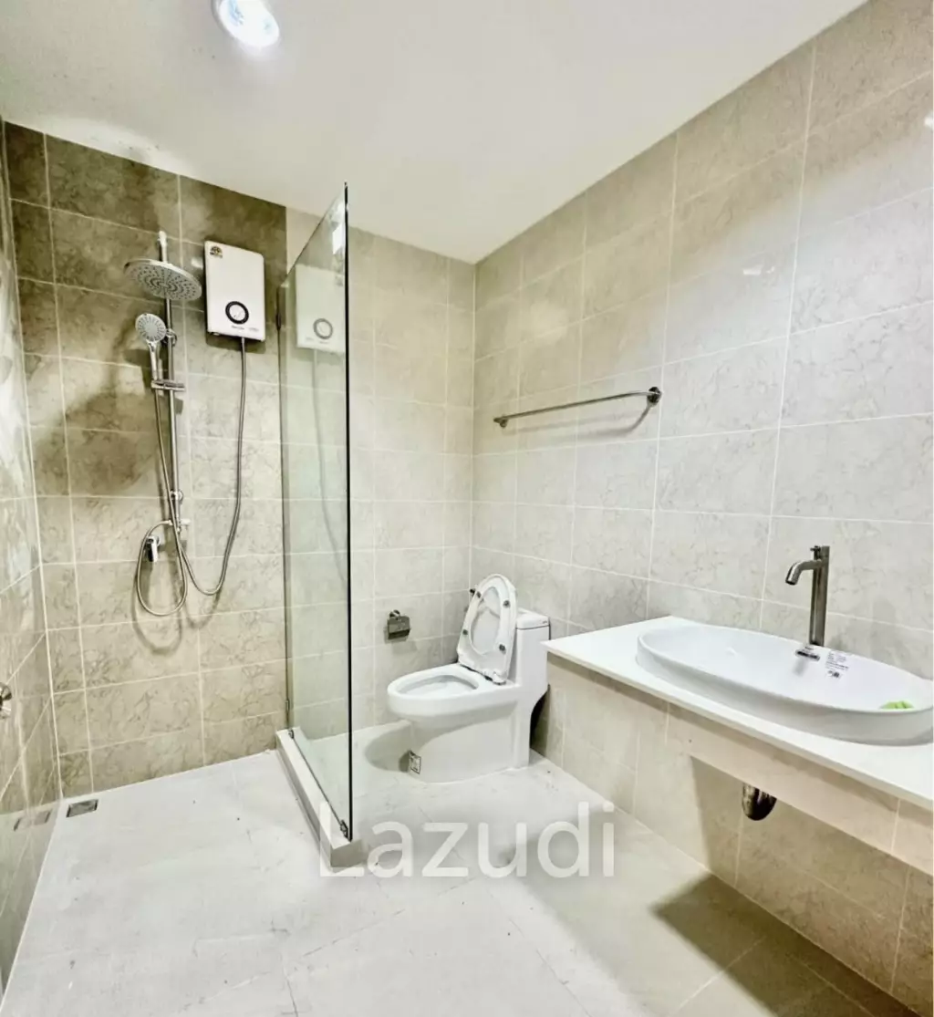 BAAN KLANG CONDO : Great value 2 bed with 130 SQM.
