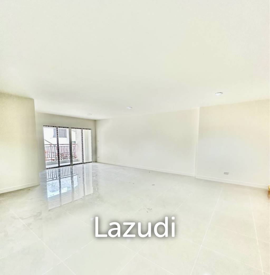 BAAN KLANG CONDO : Great value 2 bed with 130 SQM.