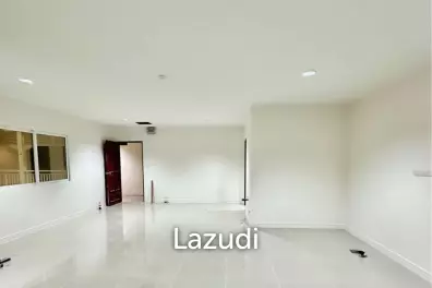 BAAN KLANG CONDO : Great value 2 bed with 130 SQM.