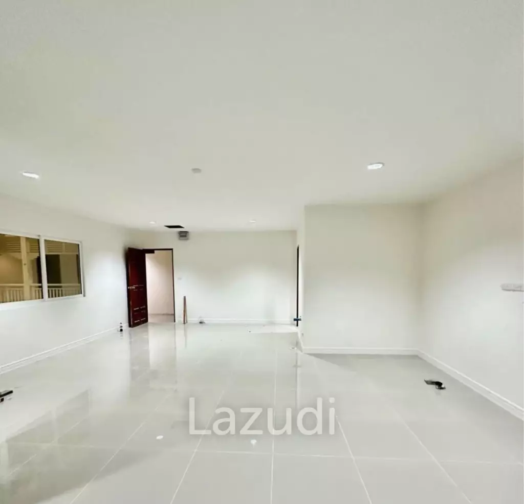 BAAN KLANG CONDO : Great value 2 bed with 130 SQM.