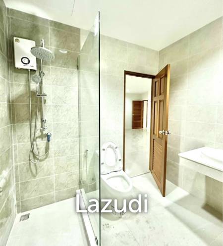 BAAN KLANG CONDO : Great value 2 bed with 130 SQM.