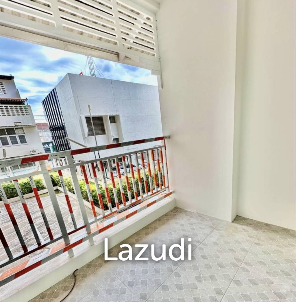 BAAN KLANG CONDO : Great value 2 bed with 130 SQM.
