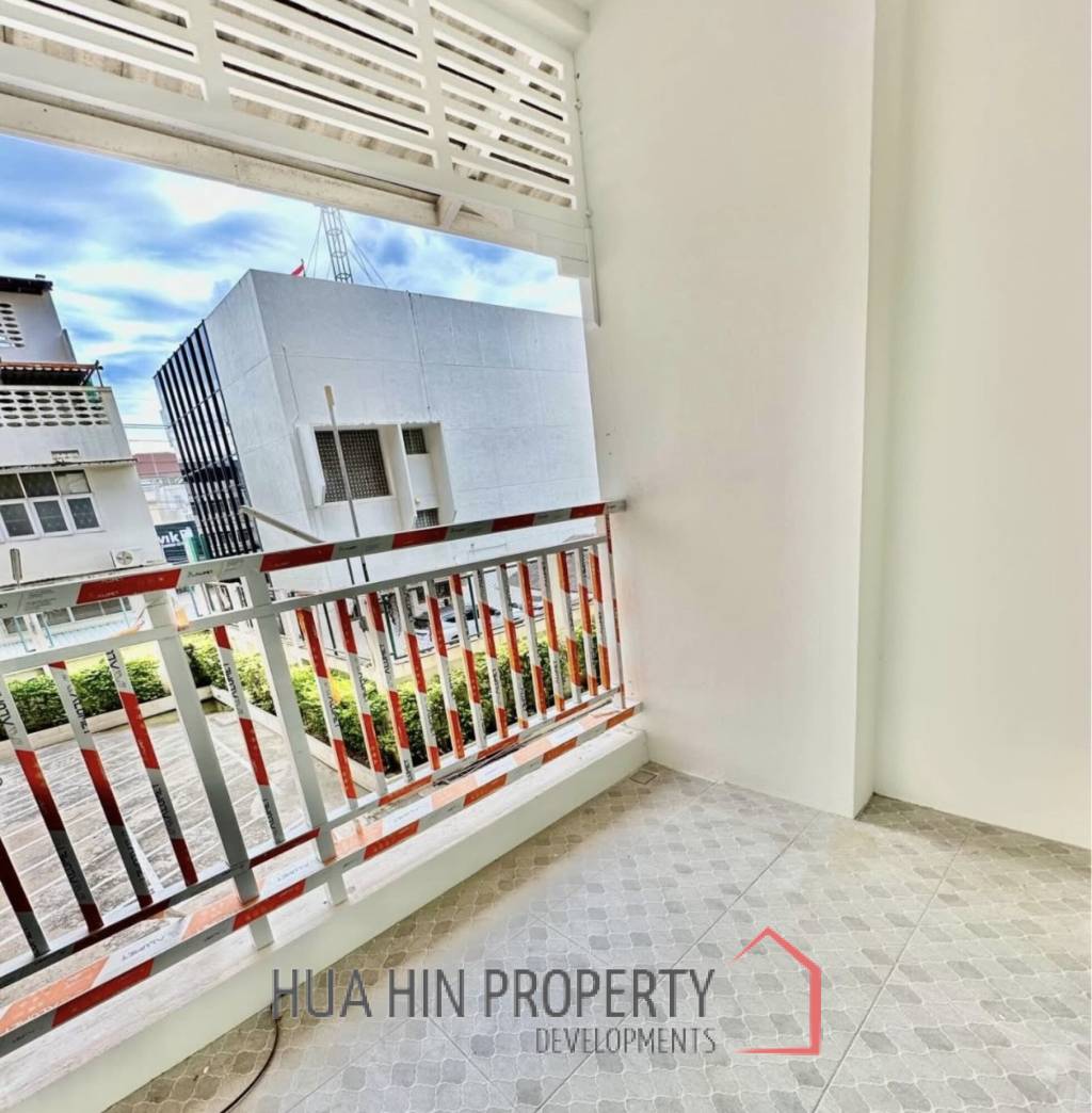 BAAN KLANG CONDO : Great value 2 bed with 130 SQM.