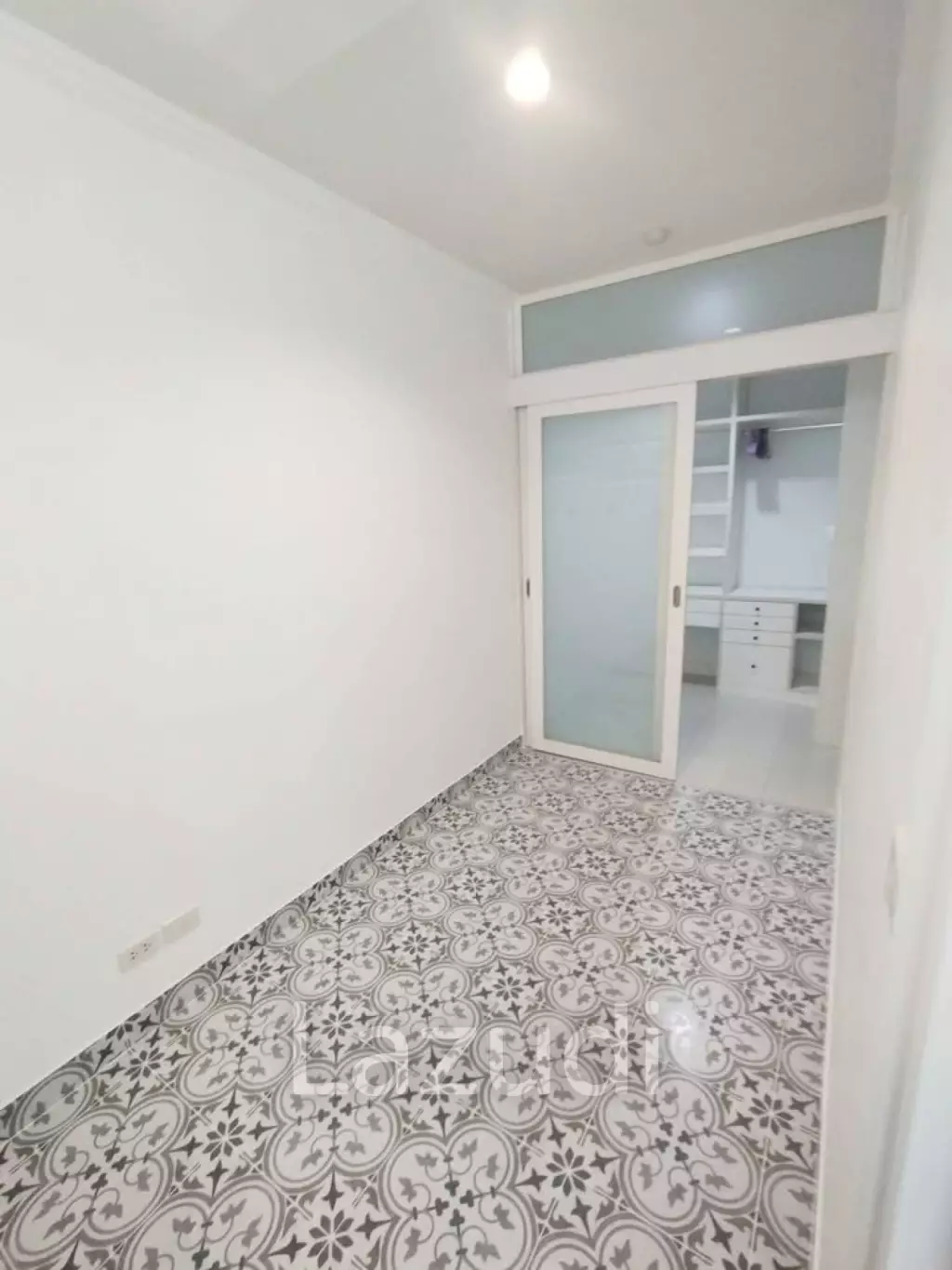 Top Floor Panoramic Beachview 3 bed, 2 bath