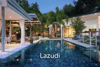 An elegant and exceptional villa of elegance and harmony with potential development