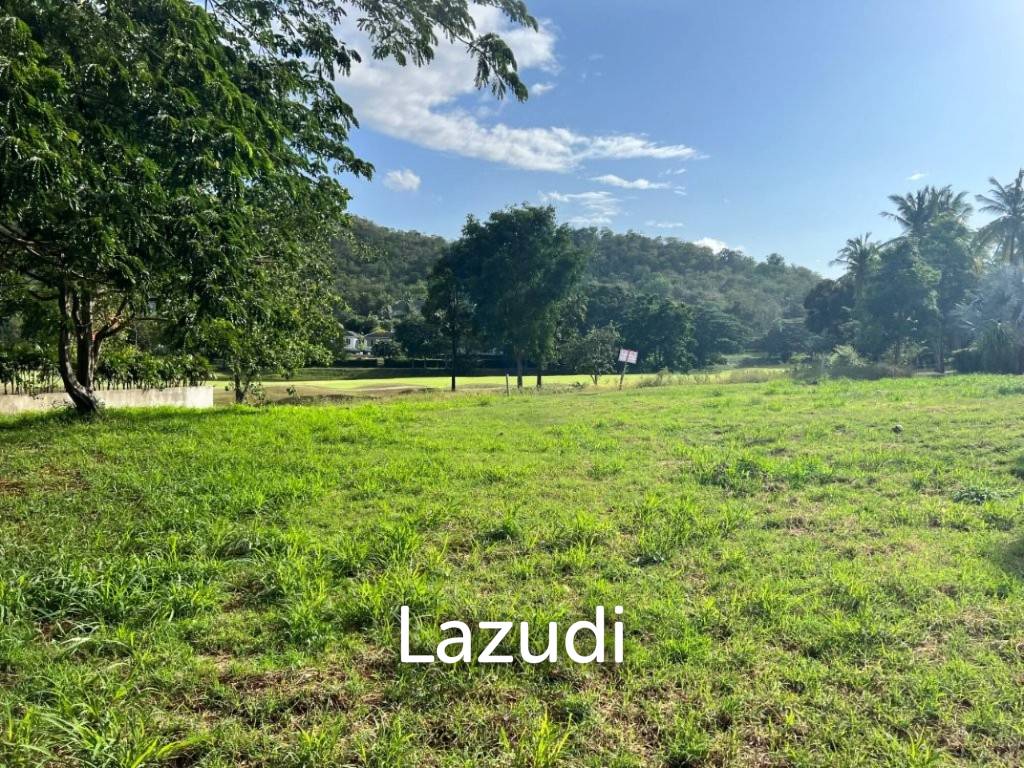 PALM HILLS : 2400 sqm Plot