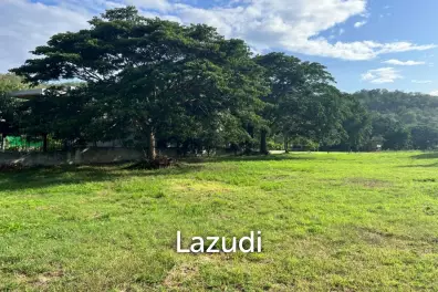PALM HILLS : 2400 sqm Plot