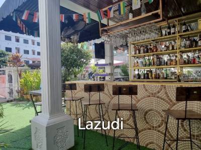 Restaurant Bar And Guest House In Central Pattaya