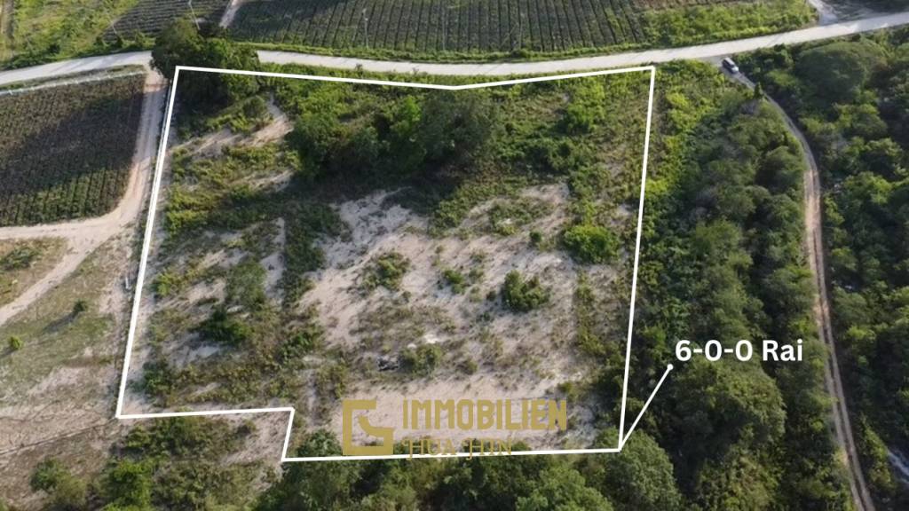 Investitionsmöglichkeit: Erstklassiges Grundstück mit atemberaubendem Bergblick