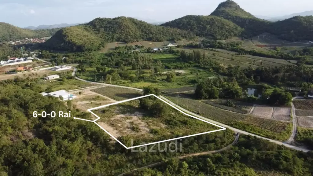 Investment Opportunity : Prime 6 Rai of Land with Stunning Mountain View