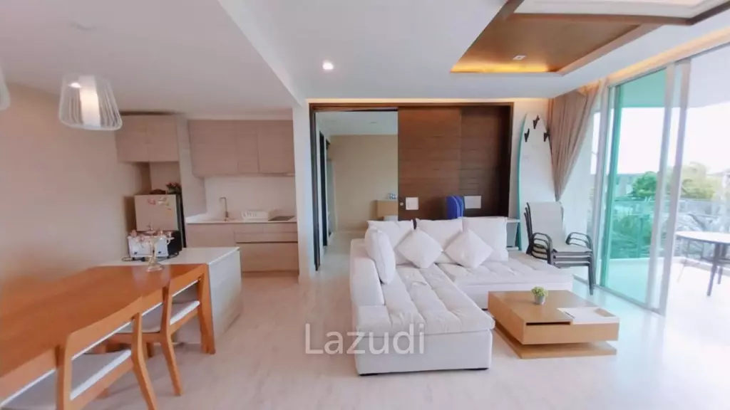 Ocas: Beachfront 2-Bedroom Condo with Resort-Style