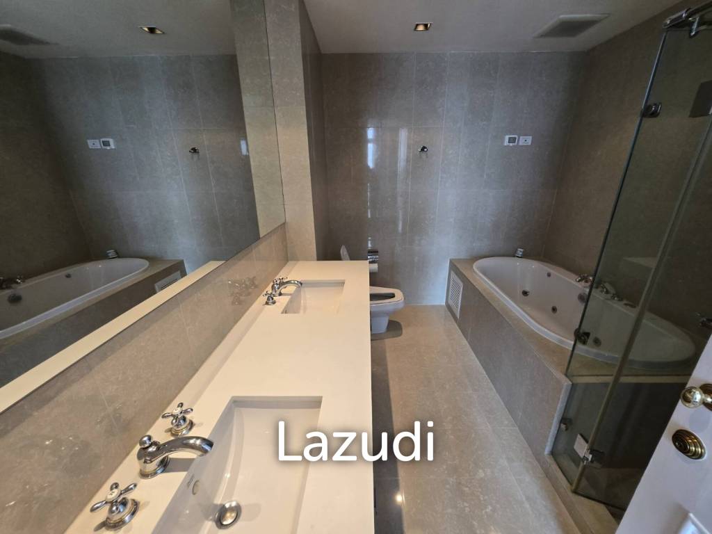 3 Bedroom  3 Bathroom 196 SQ.M Athenee Residence