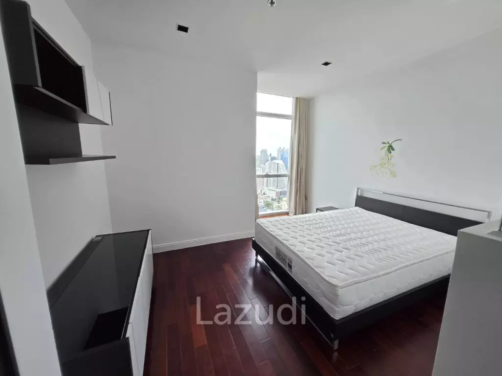3 Bedroom  3 Bathroom 196 SQ.M Athenee Residence