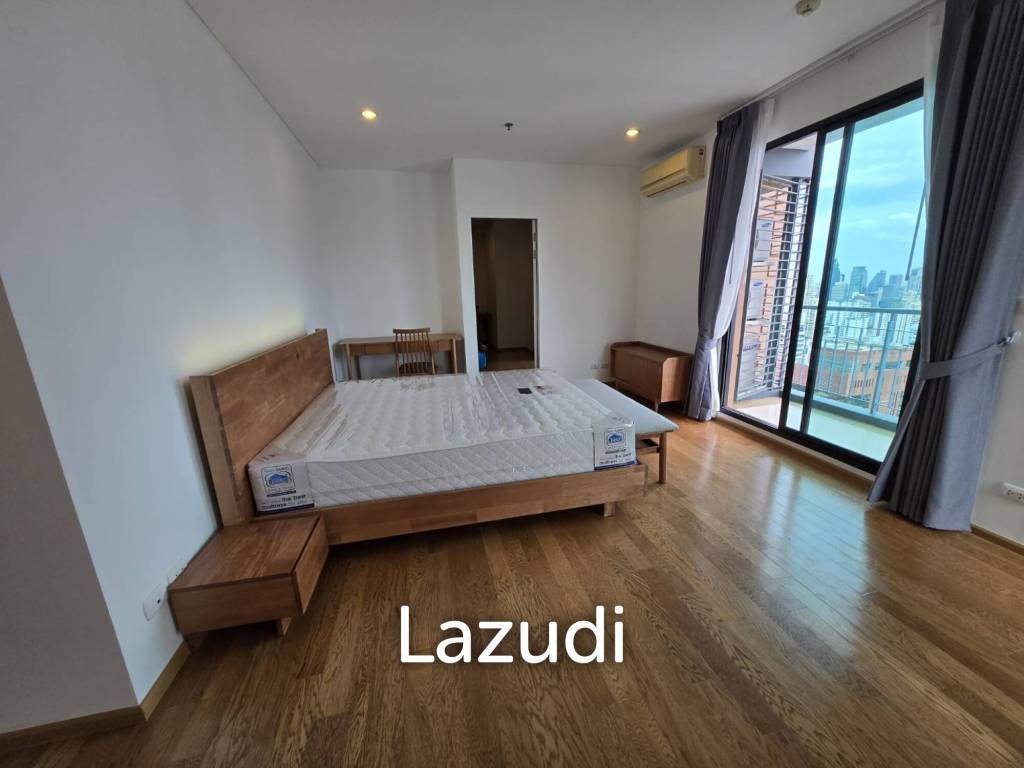 Villa Asoke Penthouse   348.80 SQ.M 5 Bed 5 Bath