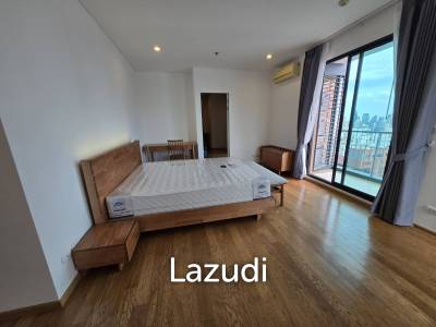 4 Bedroom  6 Bathroom 32.5 SQ.M Villa Asoke