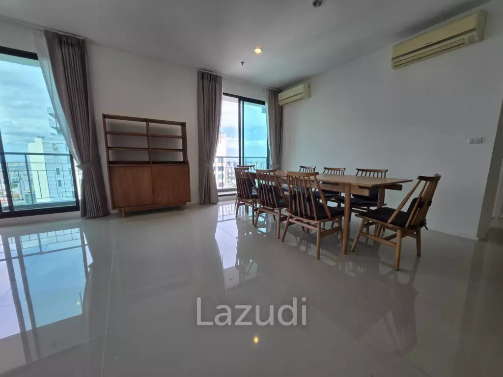 Villa Asoke Penthouse   348.80 SQ.M 5 Bed 5 Bath