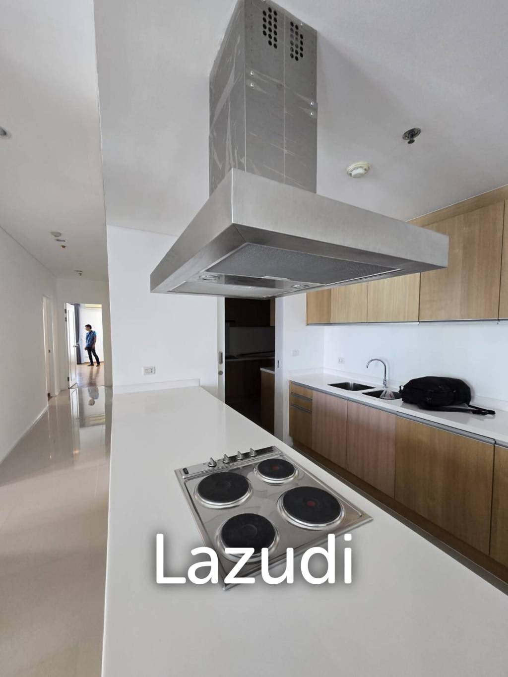 Villa Asoke Penthouse   348.80 SQ.M 5 Bed 5 Bath