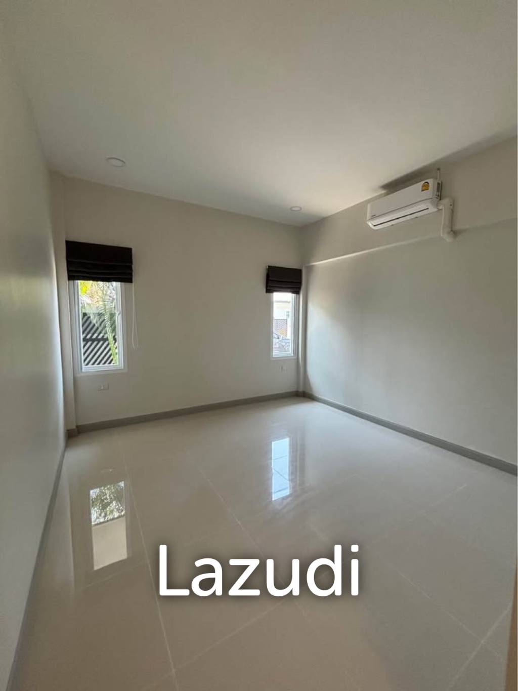 Soi 70: Modern Pool Villa, Freehold with Private Pool