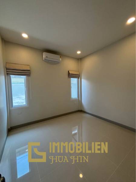 Pool / 3 Schlafzimmer / Europäische Küche