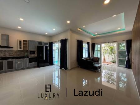 Soi 70: Modern Pool Villa, Freehold with Private Pool