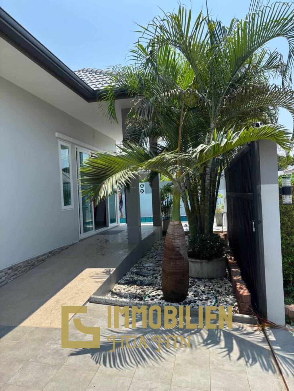 Pool / 3 Schlafzimmer / Europäische Küche